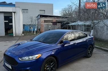 Седан Ford Fusion 2015 в Чернігові