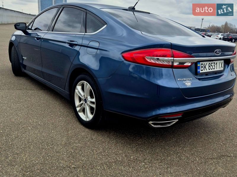 Седан Ford Fusion 2018 в Киеве фото 19 Седан Ford Fusion 2018 в Киеве