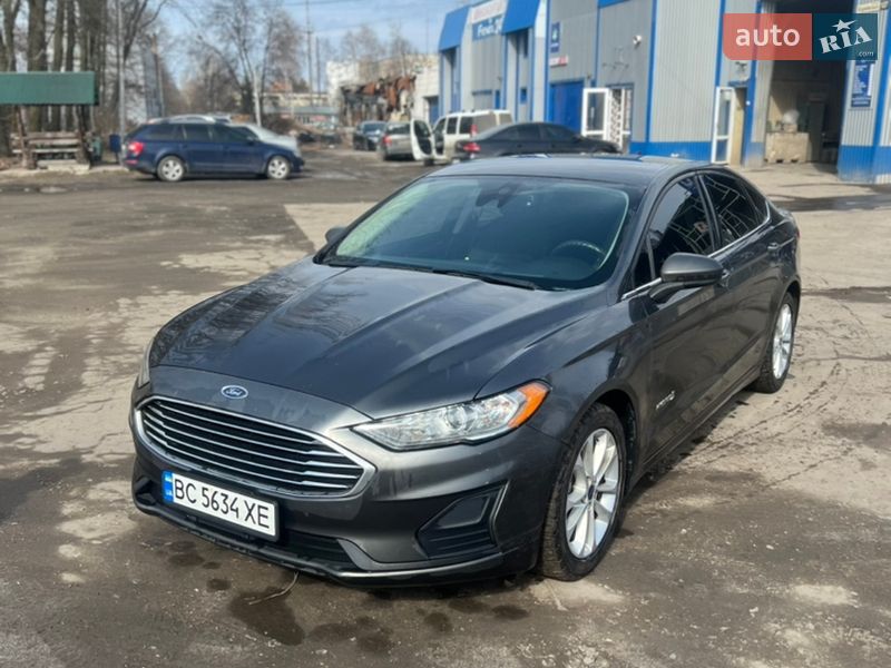 Седан Ford Fusion 2019 в Тростянце фото Седан Ford Fusion 2019 в Тростянце