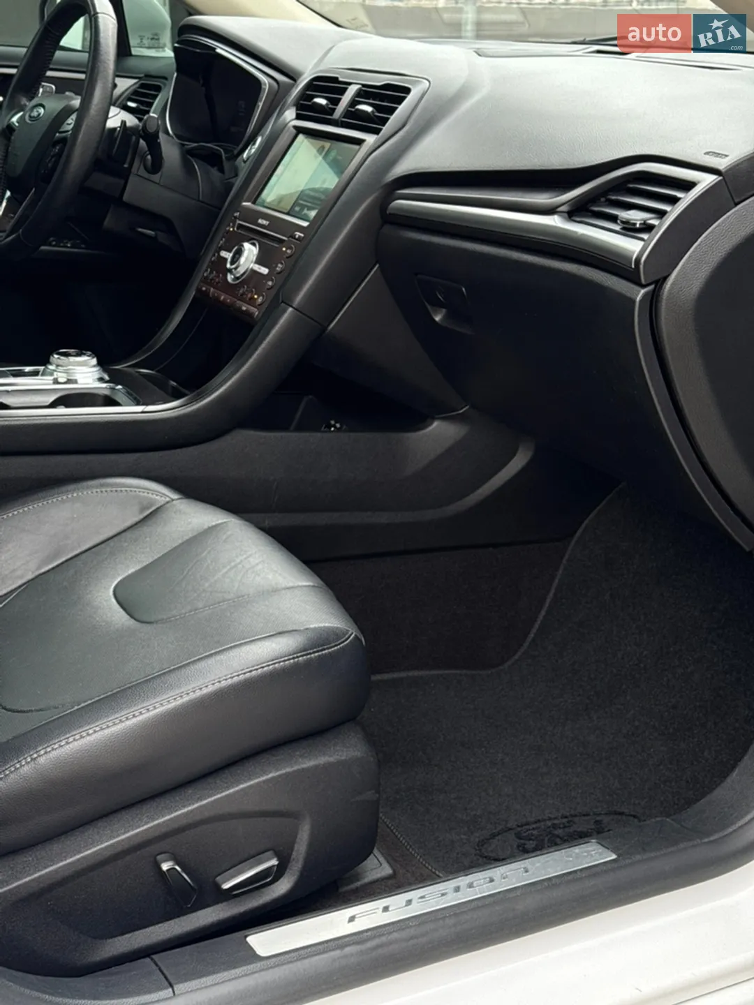2020 Ford Fusion - мініатюра 42