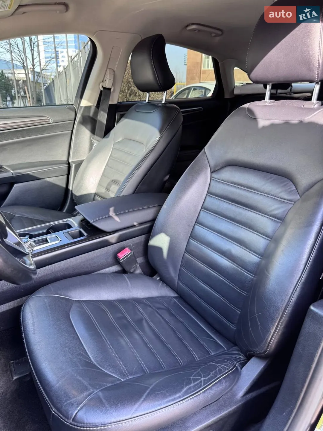 2016 Ford Fusion - мініатюра 22