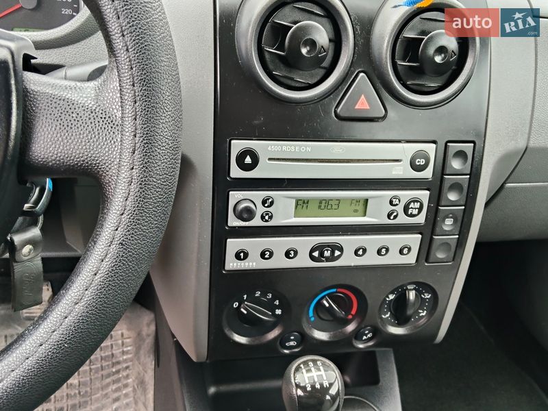 Хэтчбек Ford Fusion 2005 в Чернигове фото 23 Хэтчбек Ford Fusion 2005 в Чернигове