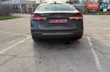 Седан Ford Fusion 2019 в Запорожье