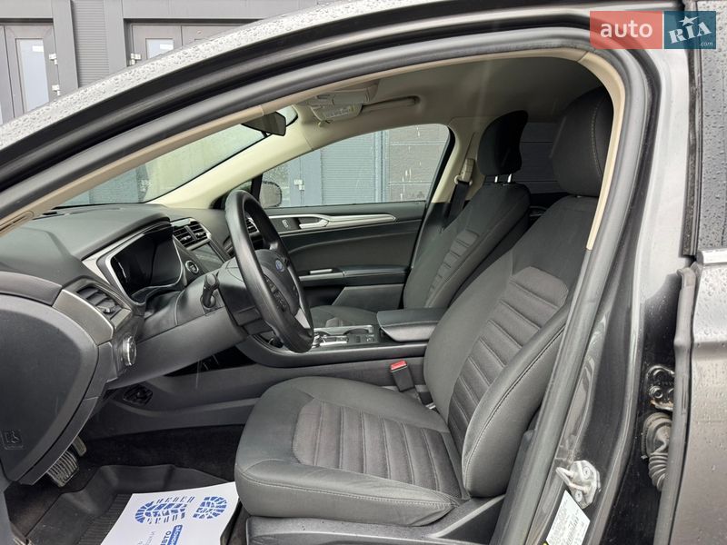 Седан Ford Fusion 2016 в Киеве фото 12 Седан Ford Fusion 2016 в Киеве