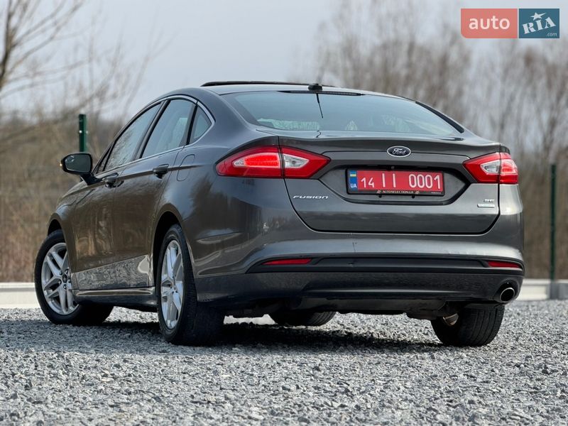 Седан Ford Fusion 2016 в Дрогобыче