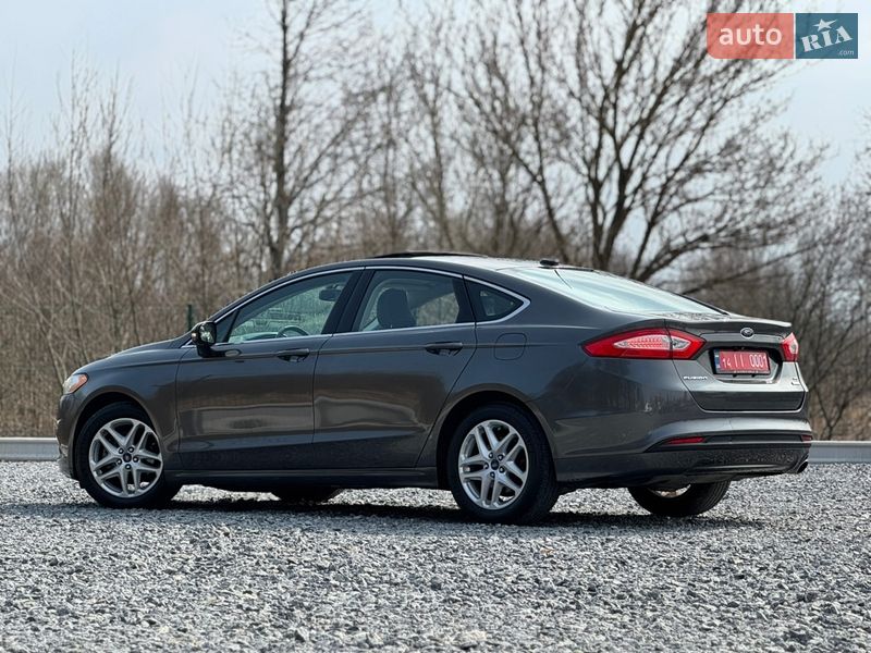 Седан Ford Fusion 2016 в Дрогобыче