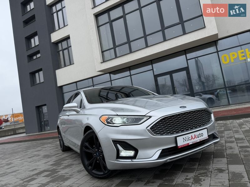 Седан Ford Fusion 2019 в Ивано-Франковске