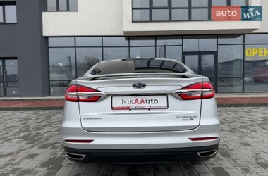 Седан Ford Fusion 2019 в Ивано-Франковске