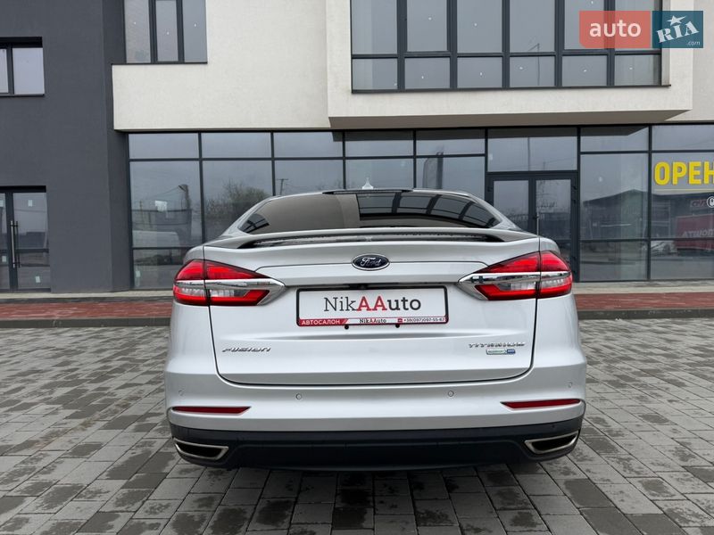 Седан Ford Fusion 2019 в Ивано-Франковске