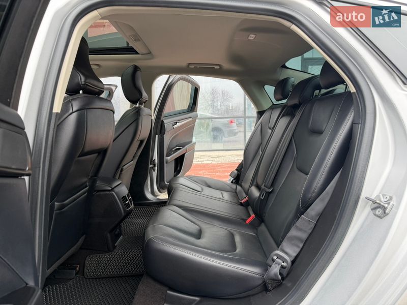 Седан Ford Fusion 2019 в Ивано-Франковске