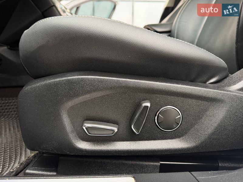 Седан Ford Fusion 2019 в Ивано-Франковске