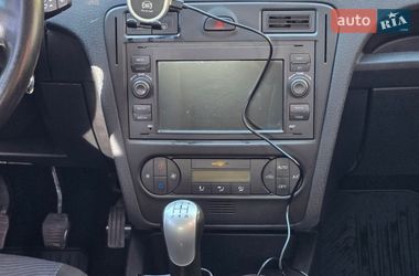 Хэтчбек Ford Fusion 2008 в Киеве