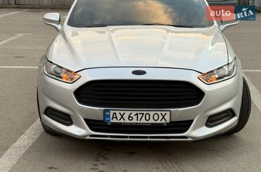 Седан Ford Fusion 2015 в Харкові