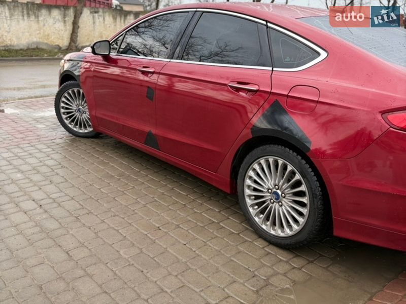 Седан Ford Fusion 2014 в Ивано-Франковске
