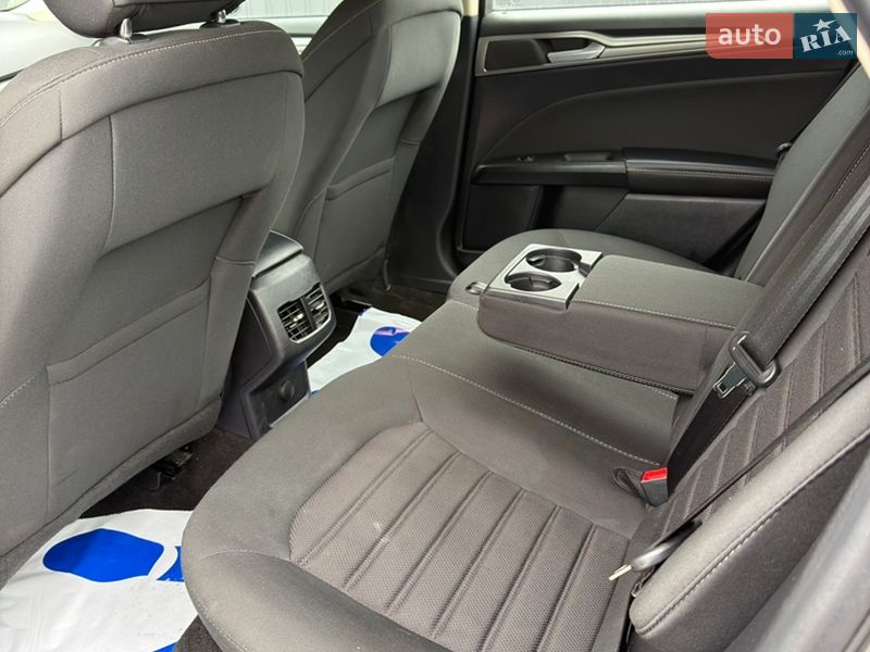 Седан Ford Fusion 2019 в Ивано-Франковске