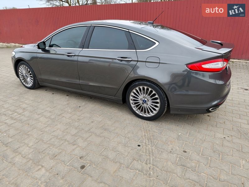 Седан Ford Fusion 2015 в Одессе