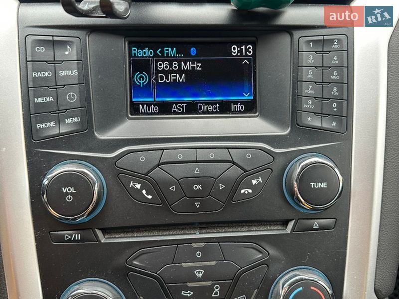 Седан Ford Fusion 2012 в Вышгороде