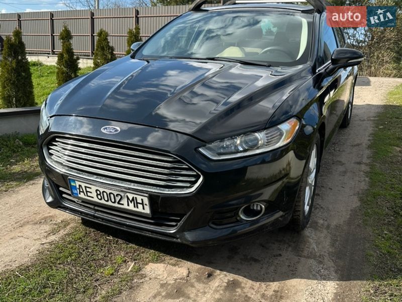 Седан Ford Fusion 2014 в Львове