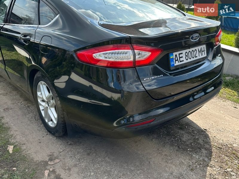 Седан Ford Fusion 2014 в Львове