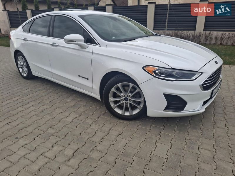 Ford Fusion 2019