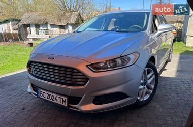Седан Ford Fusion 2016 в Городку