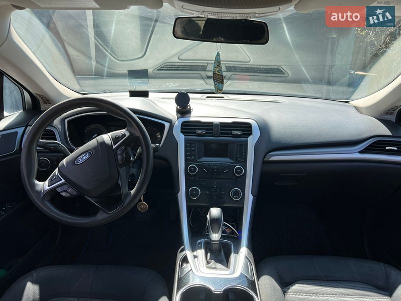 Седан Ford Fusion 2016 в Городку