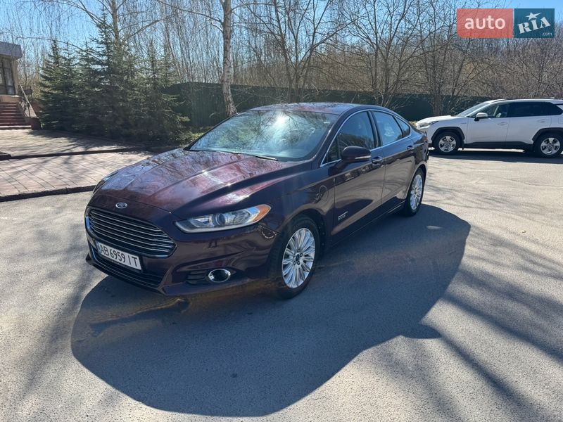 Седан Ford Fusion 2013 в Виннице