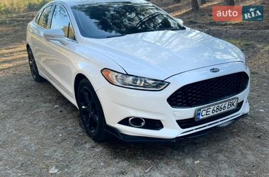 Седан Ford Fusion 2015 в Ровно