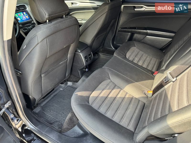 Седан Ford Fusion 2017 в Остроге фото 23 Седан Ford Fusion 2017 в Остроге