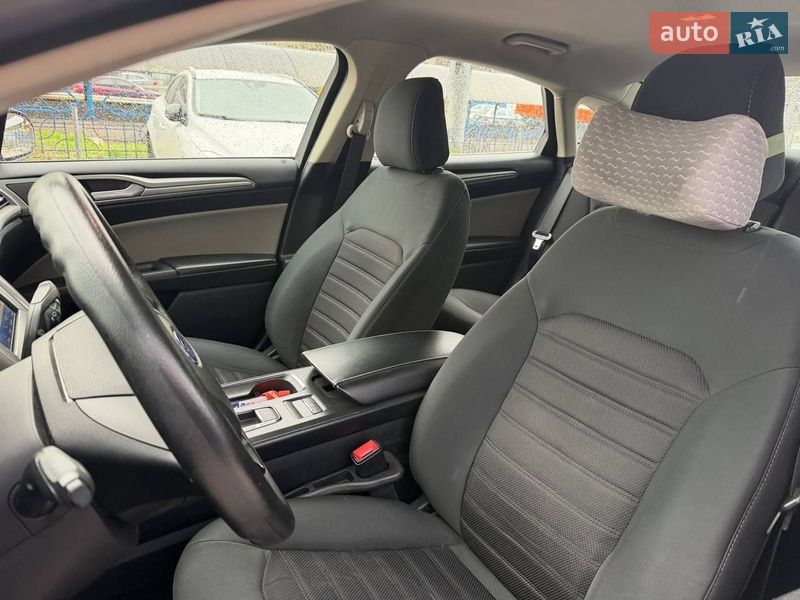 Седан Ford Fusion 2019 в Киеве фото 19 Седан Ford Fusion 2019 в Киеве