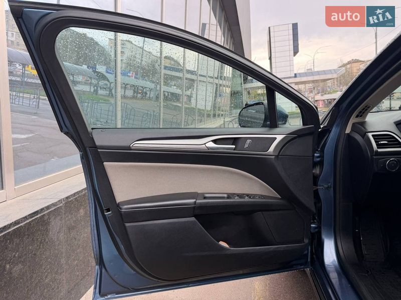 Седан Ford Fusion 2019 в Киеве фото 10 Седан Ford Fusion 2019 в Киеве