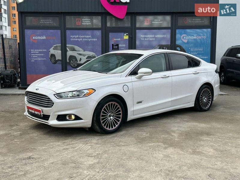 Ford Fusion 2016