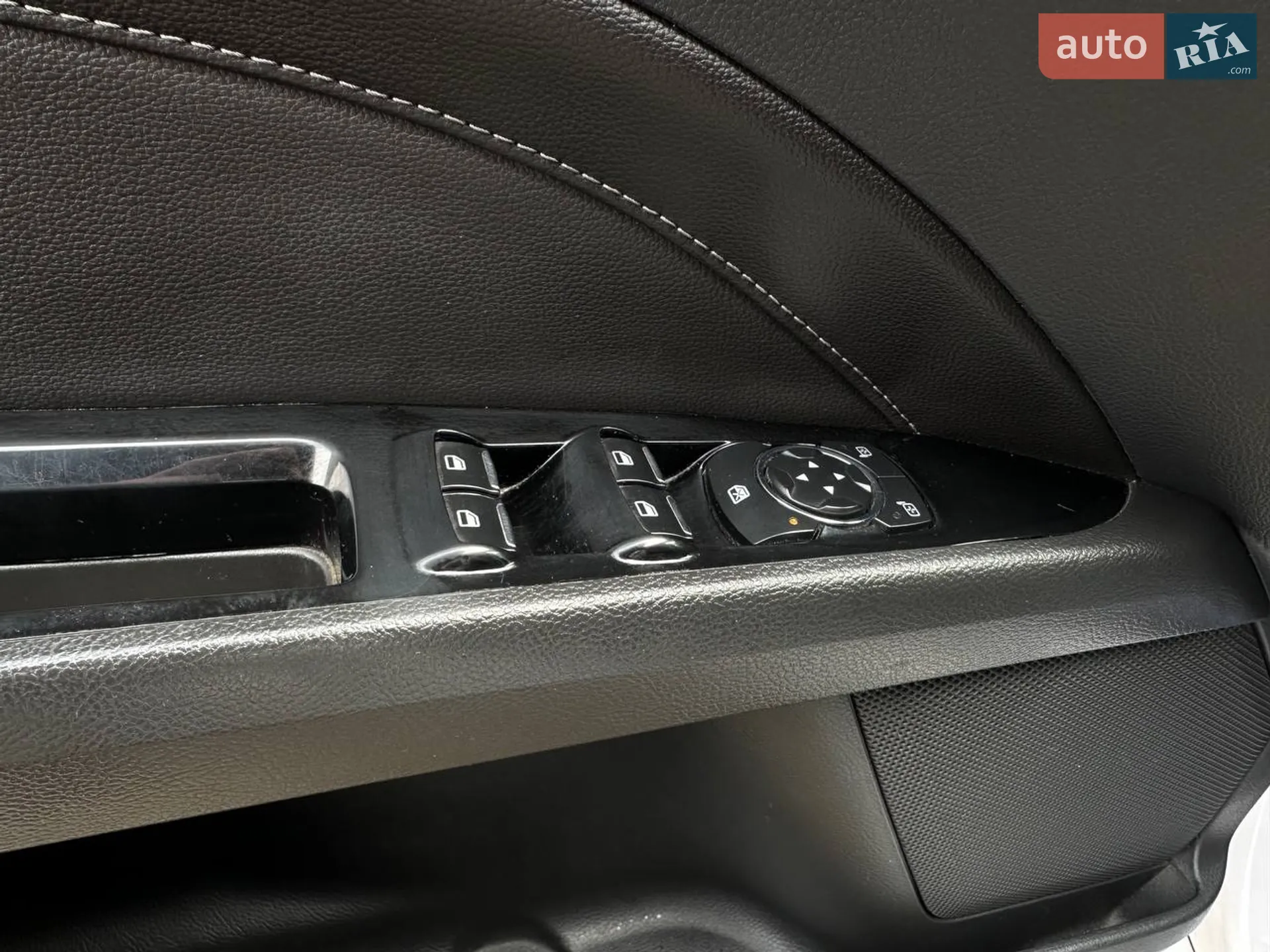 2016 Ford Fusion - мініатюра 9