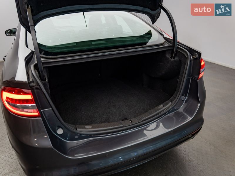 Седан Ford Fusion 2016 в Киеве фото 7 Седан Ford Fusion 2016 в Киеве