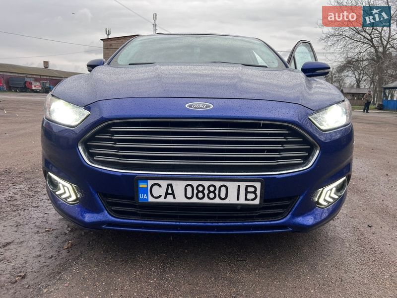 Седан Ford Fusion 2013 в Смілі