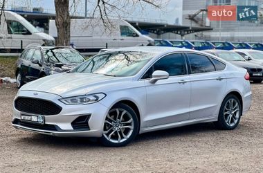 Седан Ford Fusion 2019 в Києві