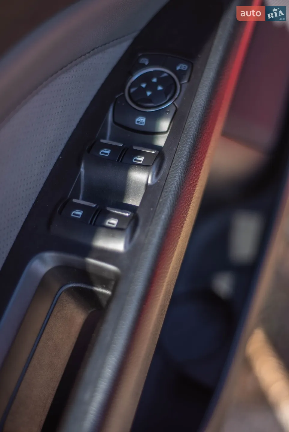 2016 Ford Fusion - мініатюра 14
