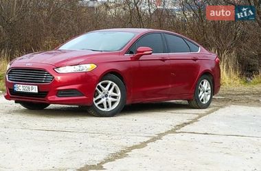 Седан Ford Fusion 2016 в Львове
