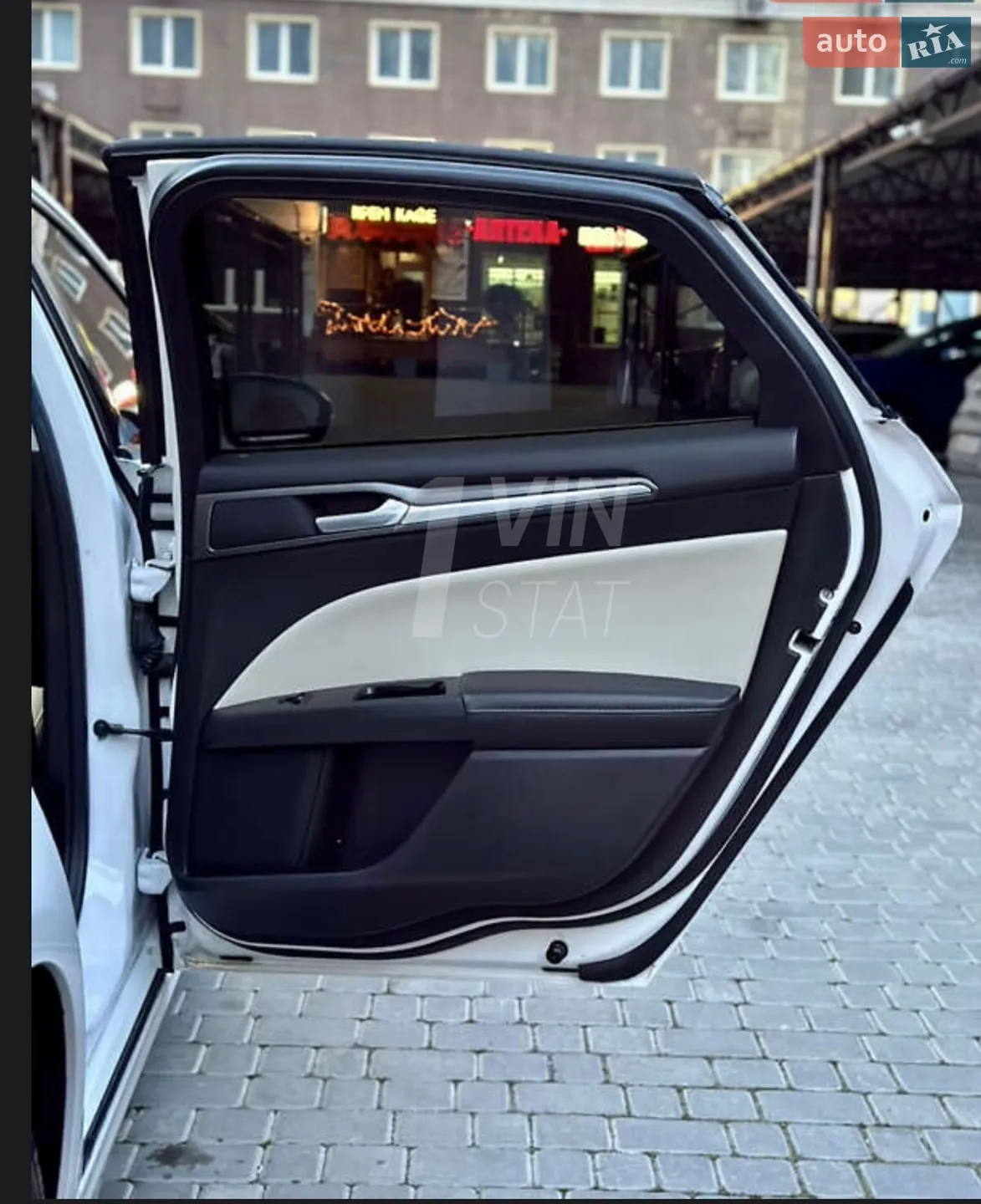 2015 Ford Fusion - мініатюра 23