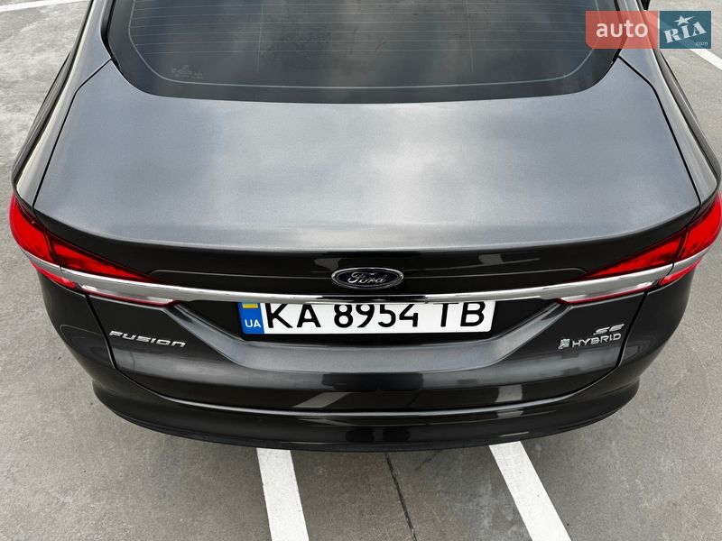 Седан Ford Fusion 2016 в Києві