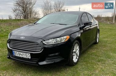 Седан Ford Fusion 2015 в Гусятині