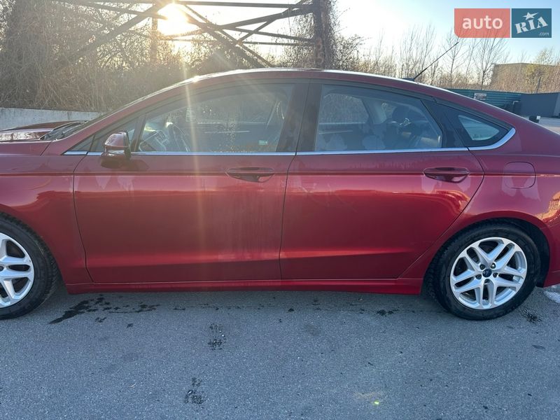 Седан Ford Fusion 2015 в Киеве