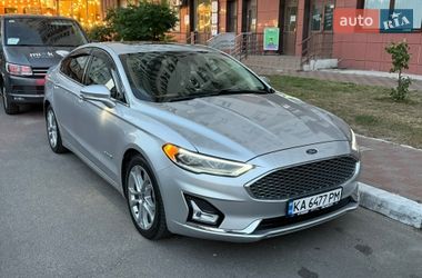 Седан Ford Fusion 2018 в Києві