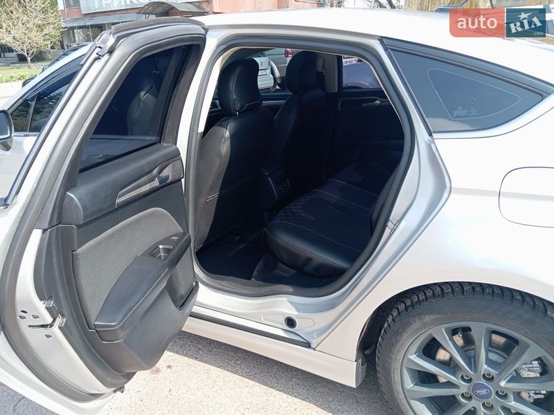 Седан Ford Fusion 2016 в Броварах