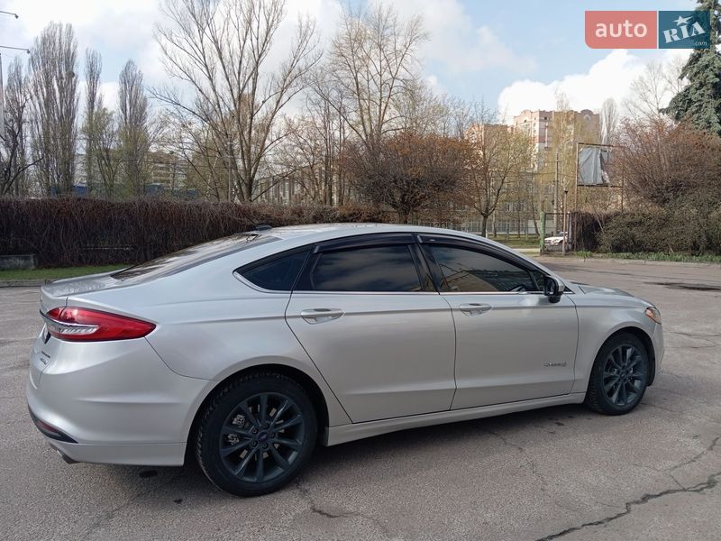Седан Ford Fusion 2016 в Броварах