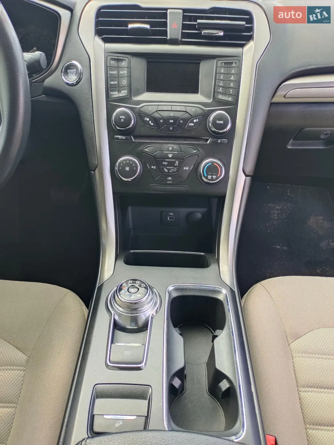 2017 Ford Fusion - мініатюра 18