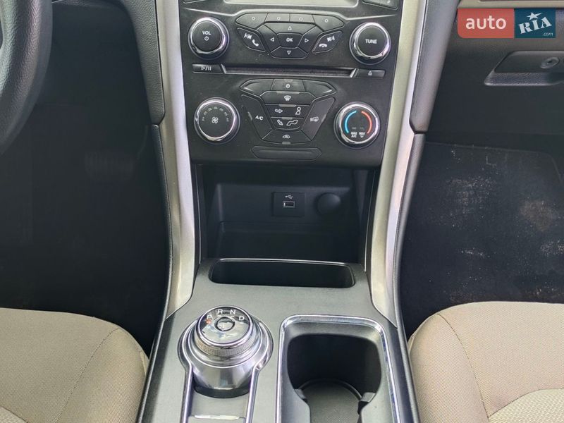 Седан Ford Fusion 2017 в Шостці