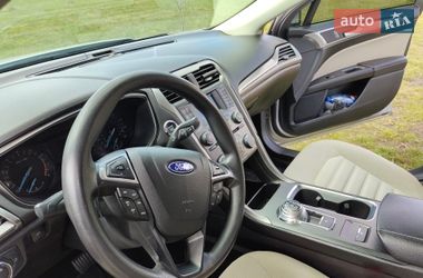 Седан Ford Fusion 2017 в Шостке