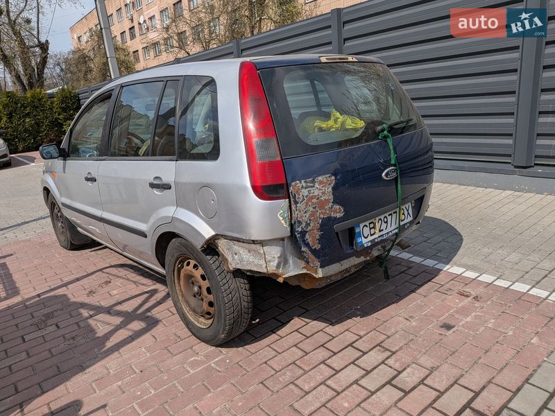 Хетчбек Ford Fusion 2004 в Черкасах