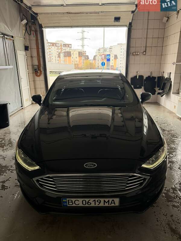Седан Ford Fusion 2017 в Хмельницькому